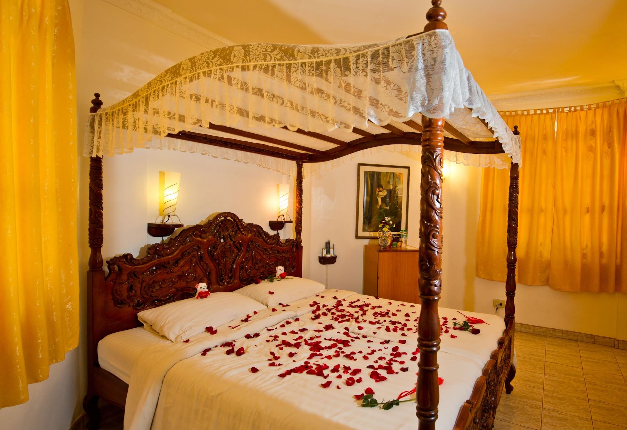 Dolce Vita Hotel Puerto Princesa Εξωτερικό φωτογραφία