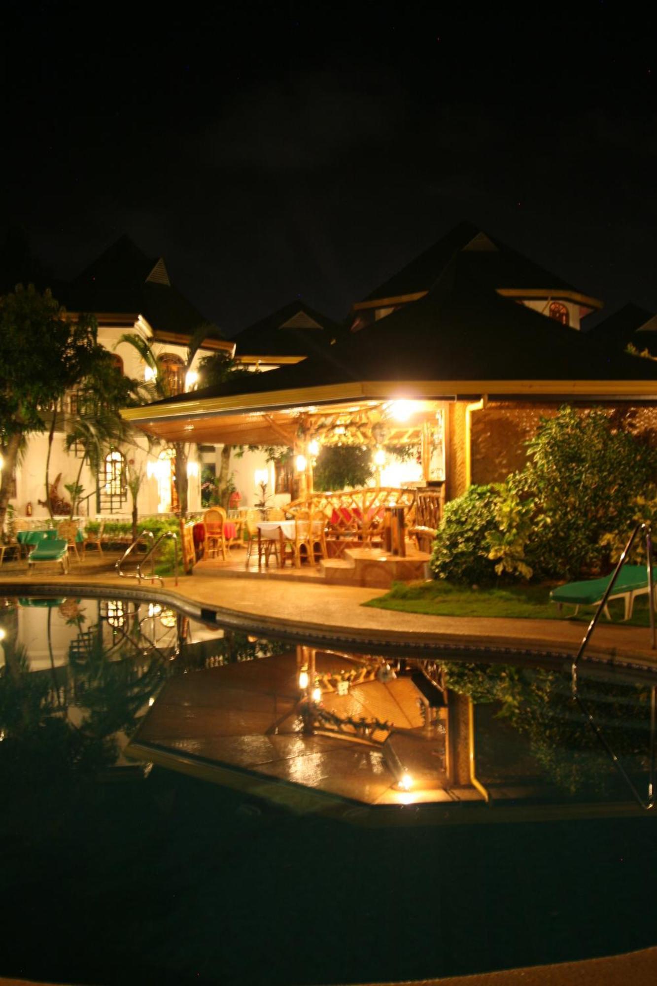 Dolce Vita Hotel Puerto Princesa Εξωτερικό φωτογραφία